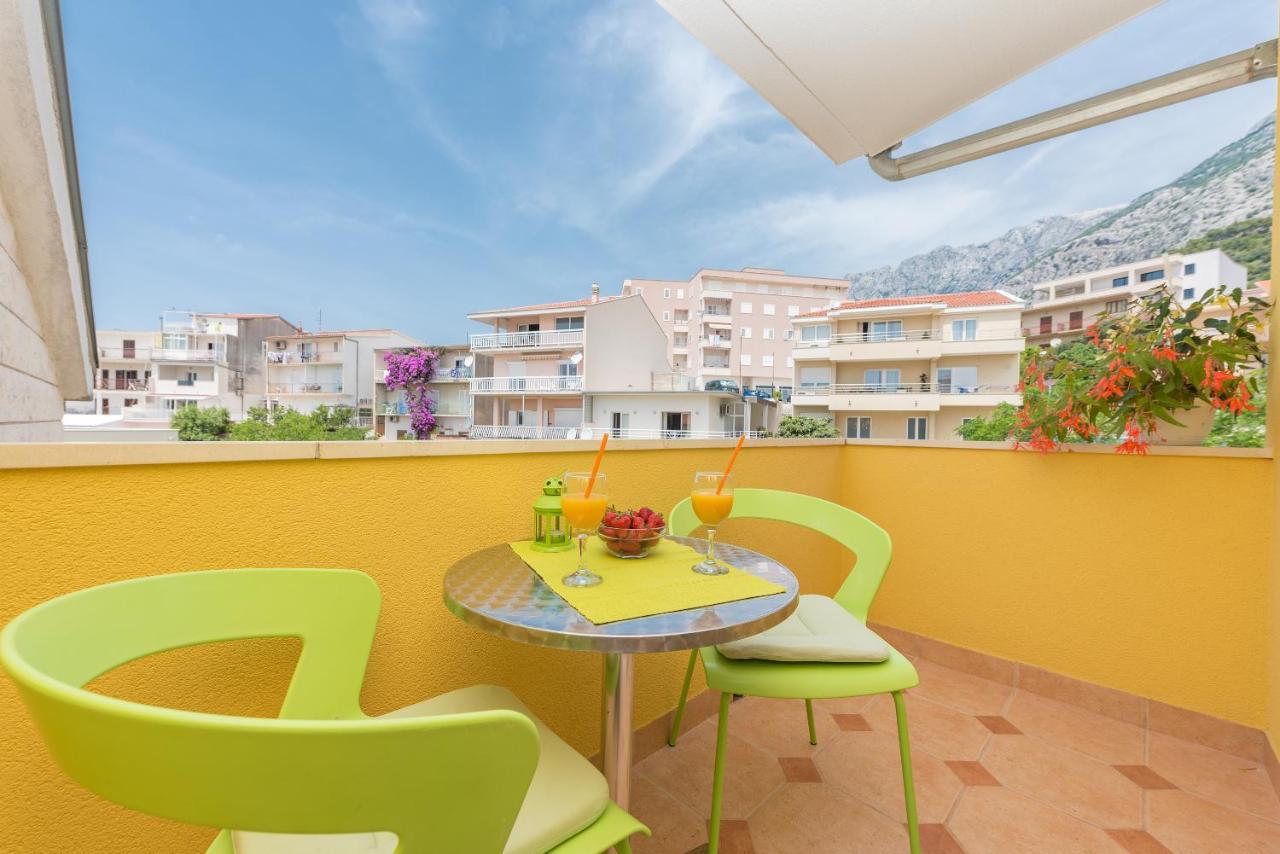 Apartments Villa Vujcic Makarska Exterior photo